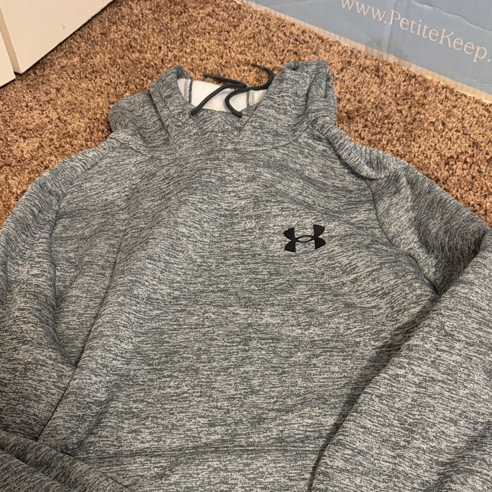 Under Armour Heathered Gray Pullover
